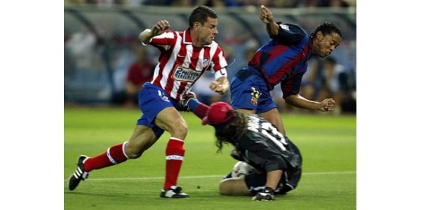 Trenér s podivnou osobností vytváří jiný fotbalový tým